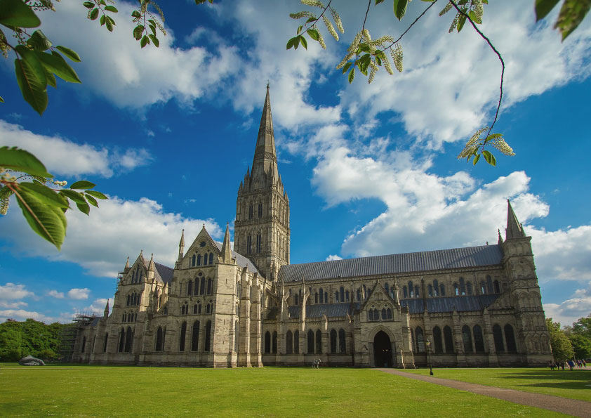day trips from London with kids_Salisbury_Tapsy Blog