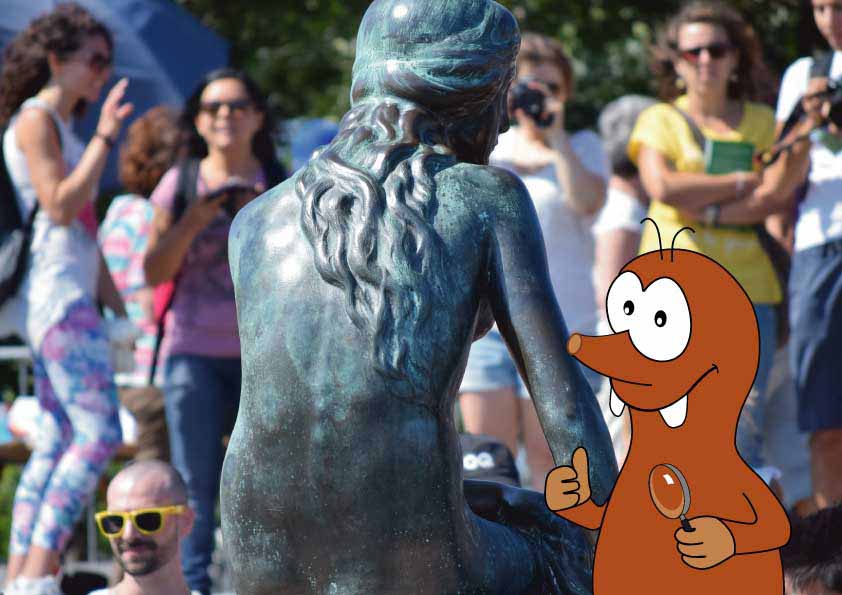 the Little Mermaid statue of Copenhagen on Tapsy Blog
